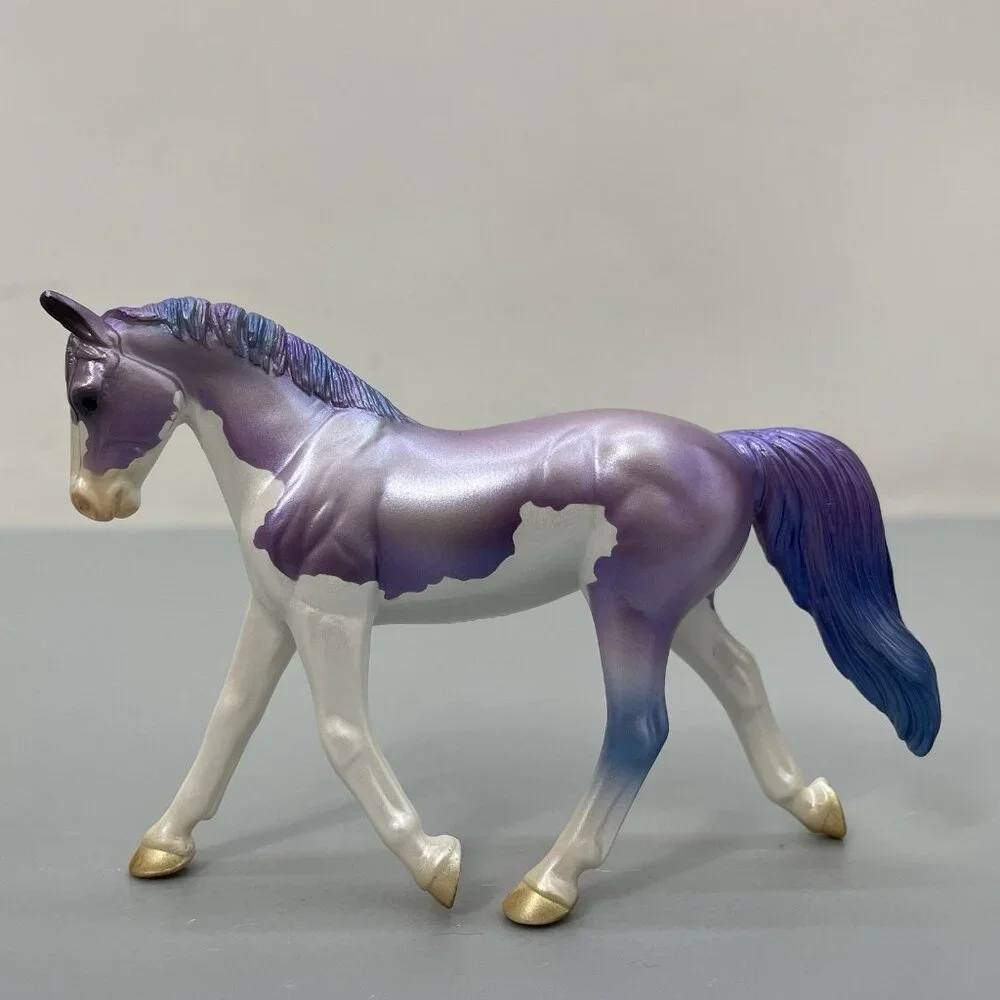 Breyer‎ Stablemates Series 6 Ultra Rare 2024 Chase Mystery Horse Surprise Purple